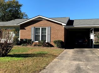 1086 Strathdon Ave, Fayetteville, NC 28304