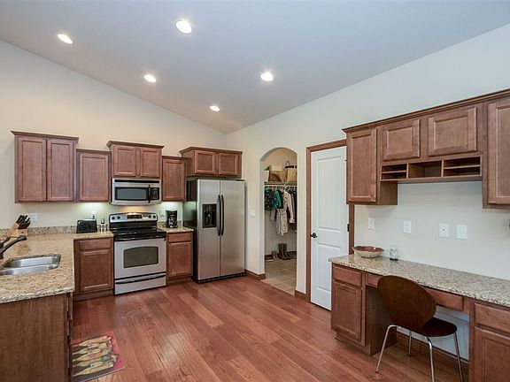 5th image of 1362 Copper Mountain Dr
