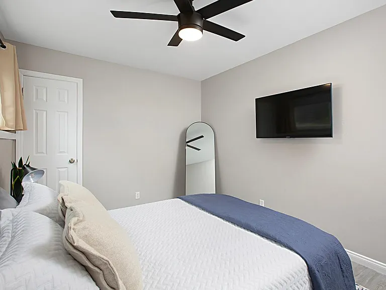 2151 Manchester Ave #B — Photo 20