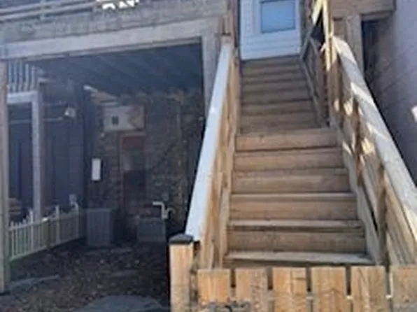 2615 Yonge St Floor 2, Toronto, ON M4P 2J1