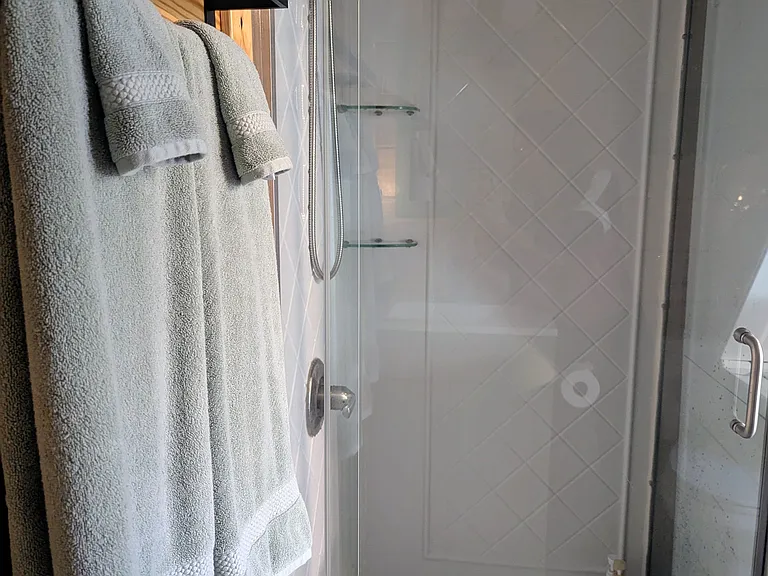 Mitchell Cv — Photo 21
