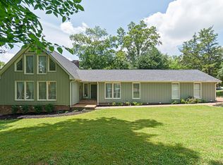 1058 Greenwood Ct, Gallatin, TN 37066