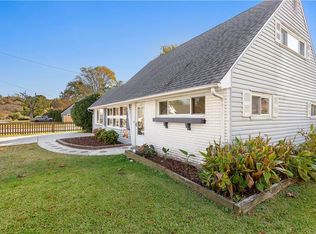 1833 S Lakeland Dr, Norfolk, VA 23518