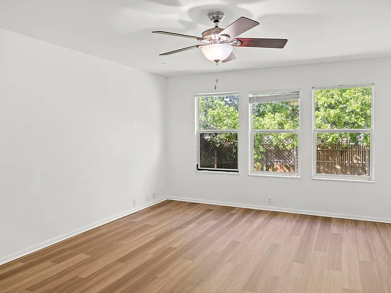 789 Kingfisher Ln — Photo 10