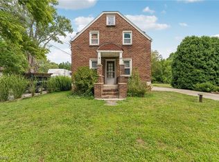 1899 Edwards Dr, Akron, OH 44306