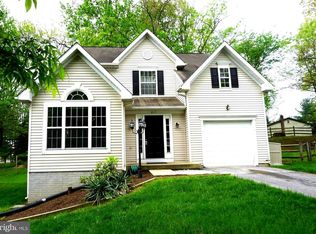 617 Shimmering Run Ct, Sykesville, MD 21784