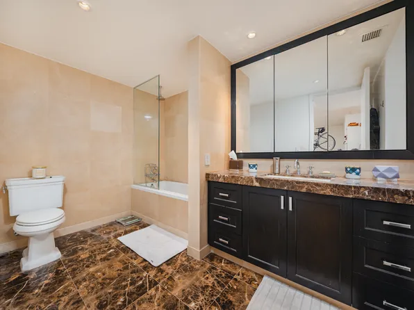 333 Rector Place image 12 of 20