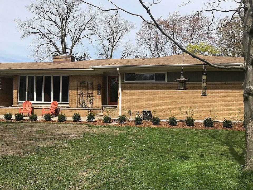 1st image of 24120 Woodland Dr