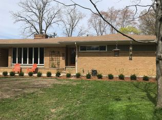24120 Woodland Dr, Southfield, MI 48034