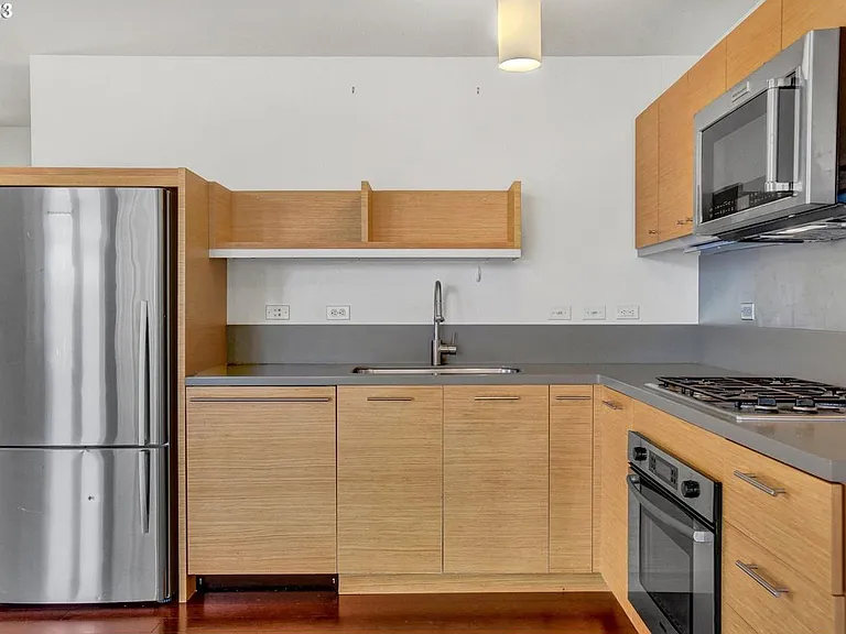 3601 SW River Pkwy #1118 — Photo 5