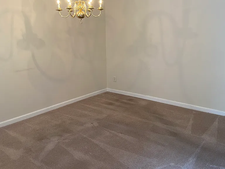 1149 Riverside Ter — Photo 3