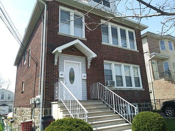 2nd image of 256 Morningside Ave #3