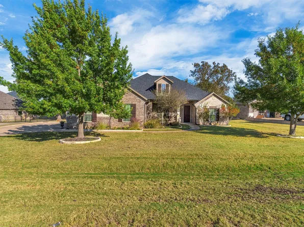 6429 Pinehurst Dr, Granbury, TX 76049