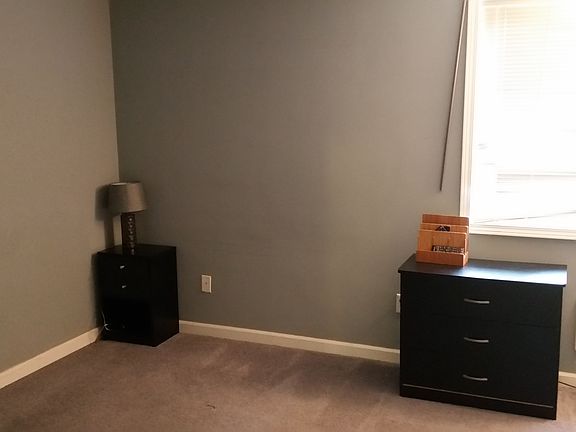 2nd image of 12521 NE 117th Pl APT G3
