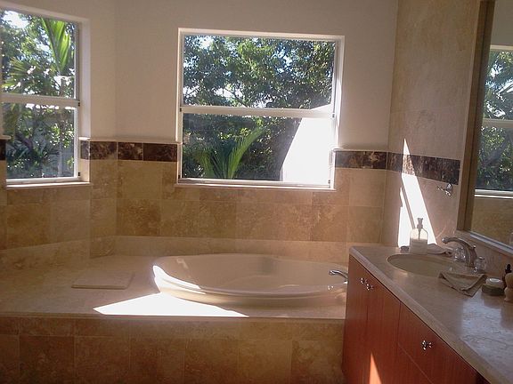 MASTER BATH SPA