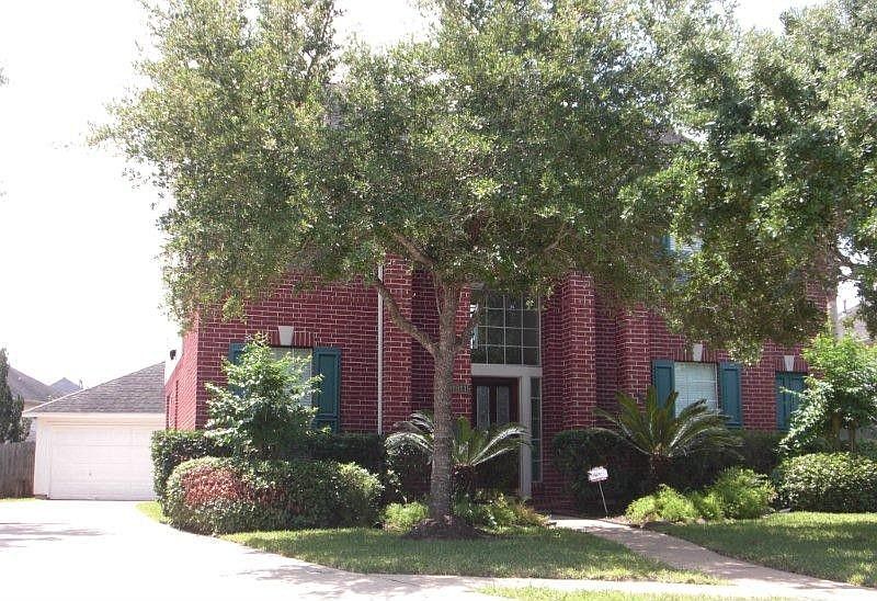 1st image of 4911 Park Bend Ln