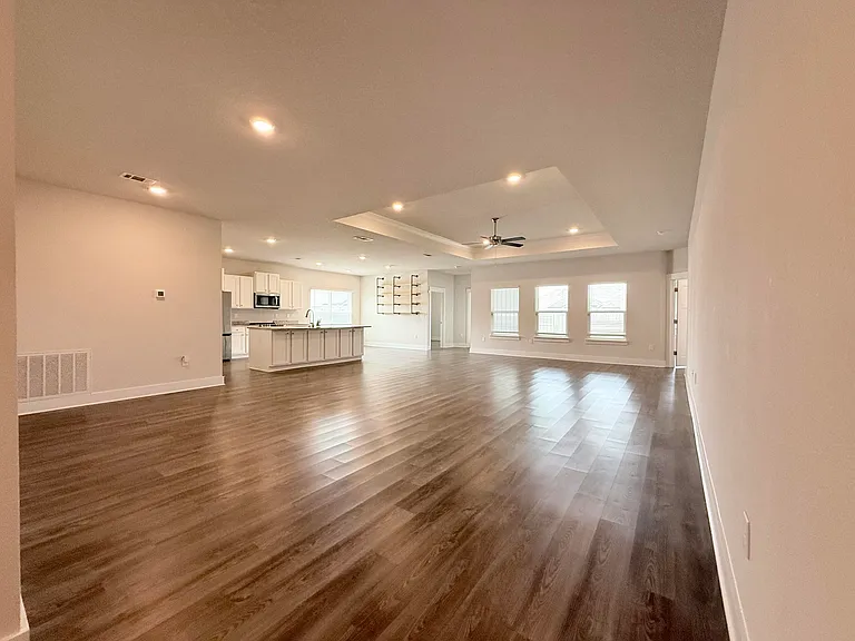 6255 Forest Bay Ave — Photo 7