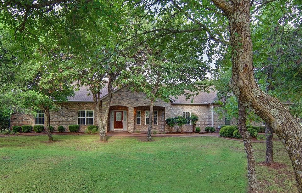 1st image of 767 S Sugartree Dr