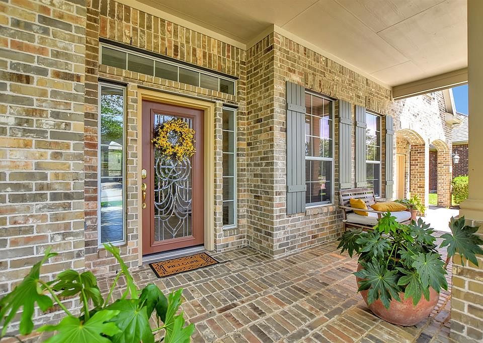 1st image of 28402 Lauren Cove Ln