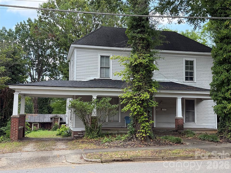 1st image of 403 S Race St