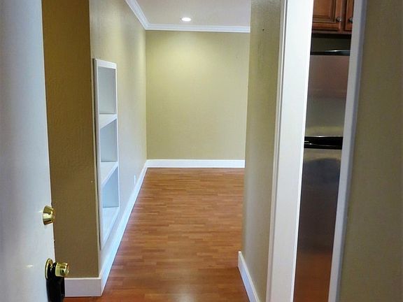 2nd image of 120 Saratoga Ave APT 102
