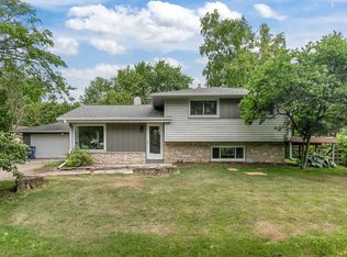 1655 S Park Ave, Neenah, WI 54956
