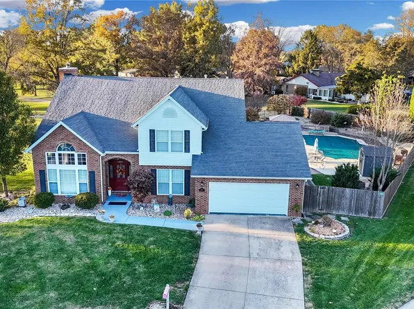 1601 Greenbrier Dr, Shiloh, IL 62269