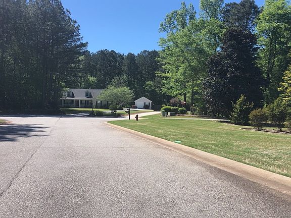 5th image of 85 Breckenridge Dr