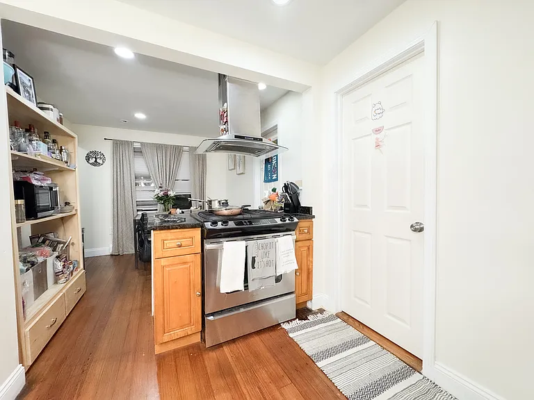 9 1/2 Murphy Ave #BACK HOUSE — Photo 3