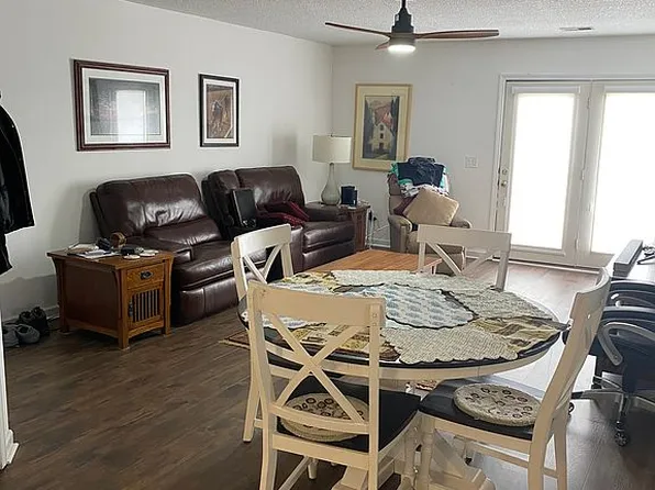 206 Gables Pl, Kingsport, TN 37664