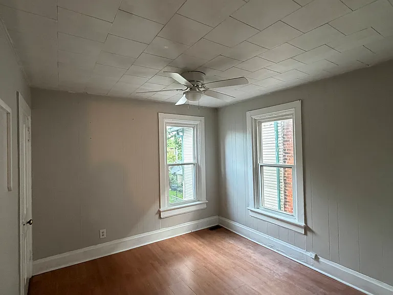 119 E Duncan St — Photo 8