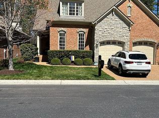 4916 Grey Oaks Villas Dr, Glen Allen, VA
