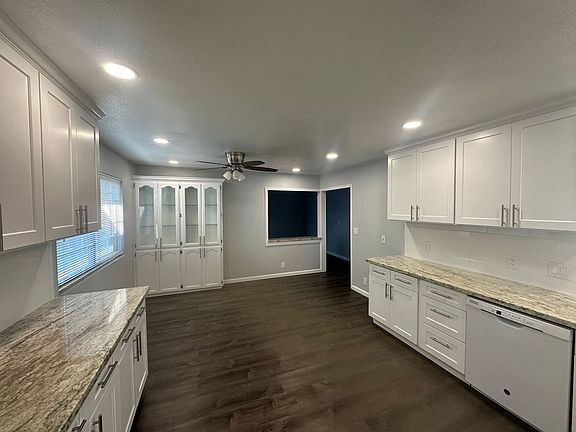 4th image of 4324 W La Vida Ave