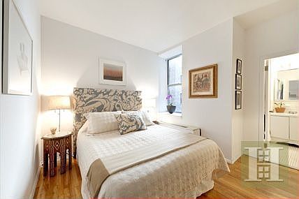 2nd image of 257 Central Park W APT 2A