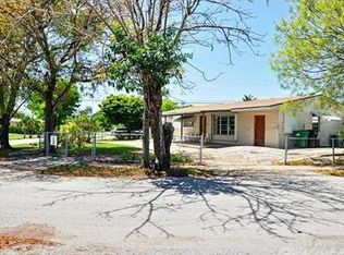 10240 SW 40th St, Miami, FL 33165