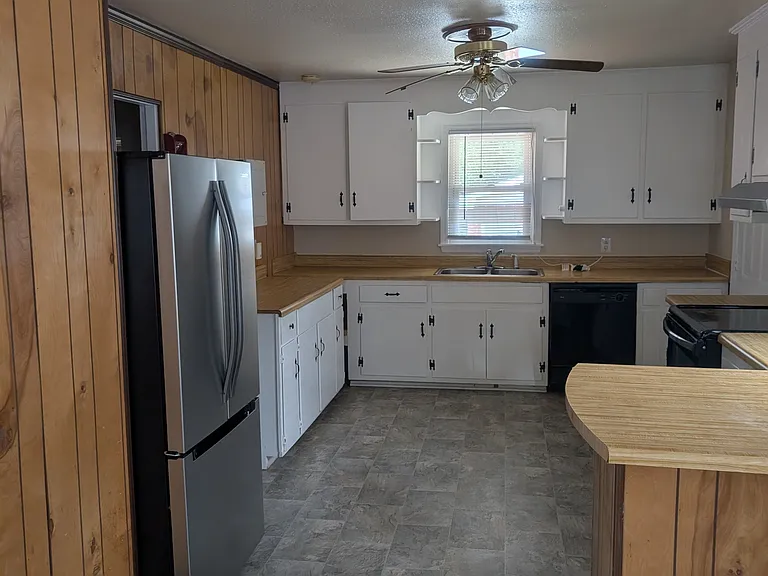 5216 Redwood Dr — Photo 8