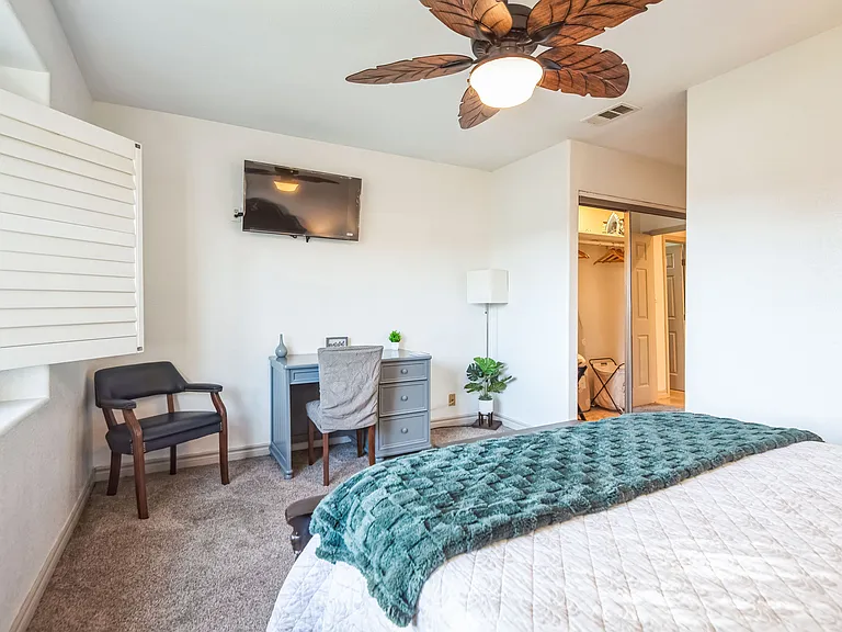 1531 W Trenton Pl — Photo 21