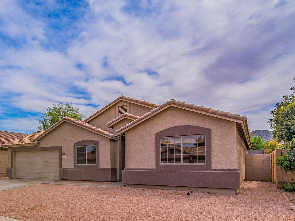 Front Exterior View - 1629 E Desert Ln