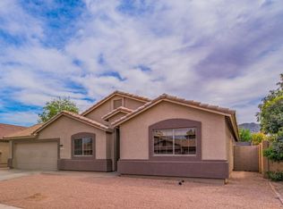 1629 E Desert Ln, Phoenix, AZ 85042