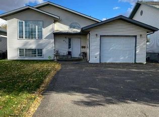 411 W 1st St NE, Manning, AB T0H2V0