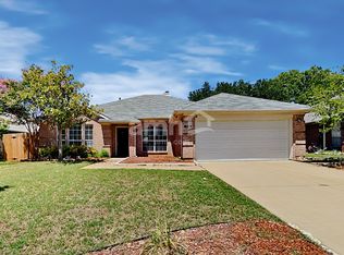 735 Winding Oak Bnd, Lake Dallas, TX 75065