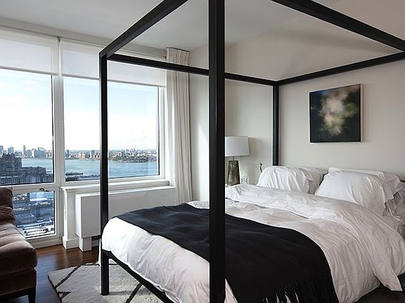 5th image of 620 W 42nd St APT S6k