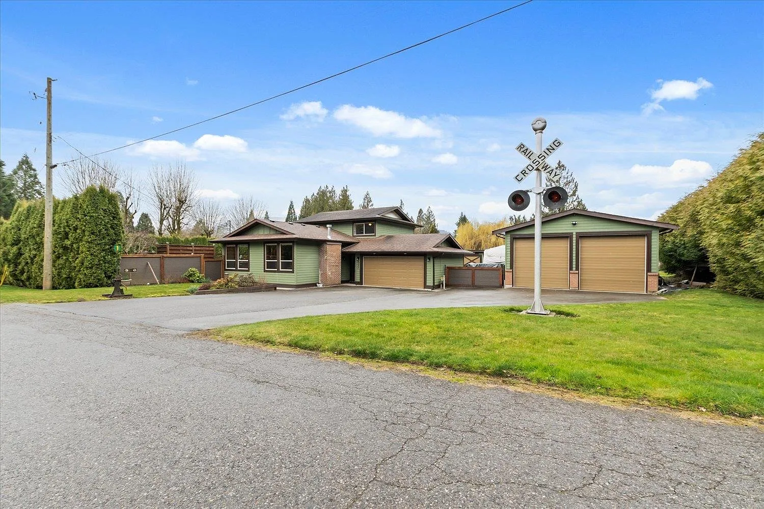 4537 McFaul Rd photo 1