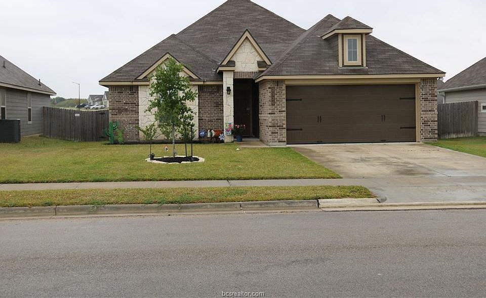 1st image of 2126 Dumfries Dr
