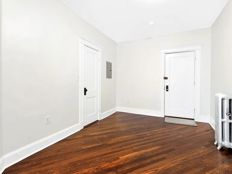 11 Park Dr #22 — Photo 9