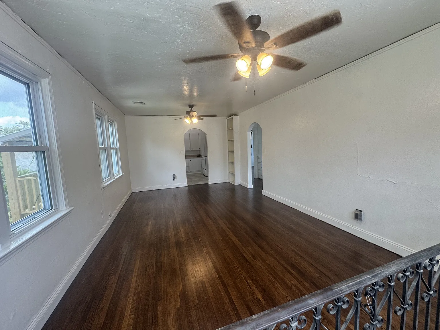 2715 w 48th st - 1 — Photo 3