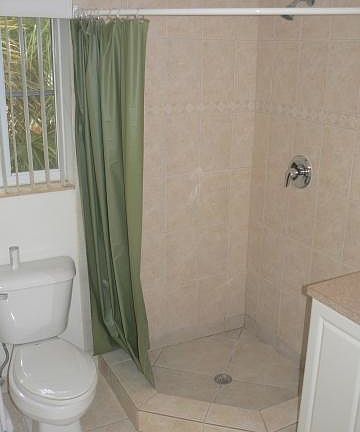 5th image of 173 SE 2nd Ct