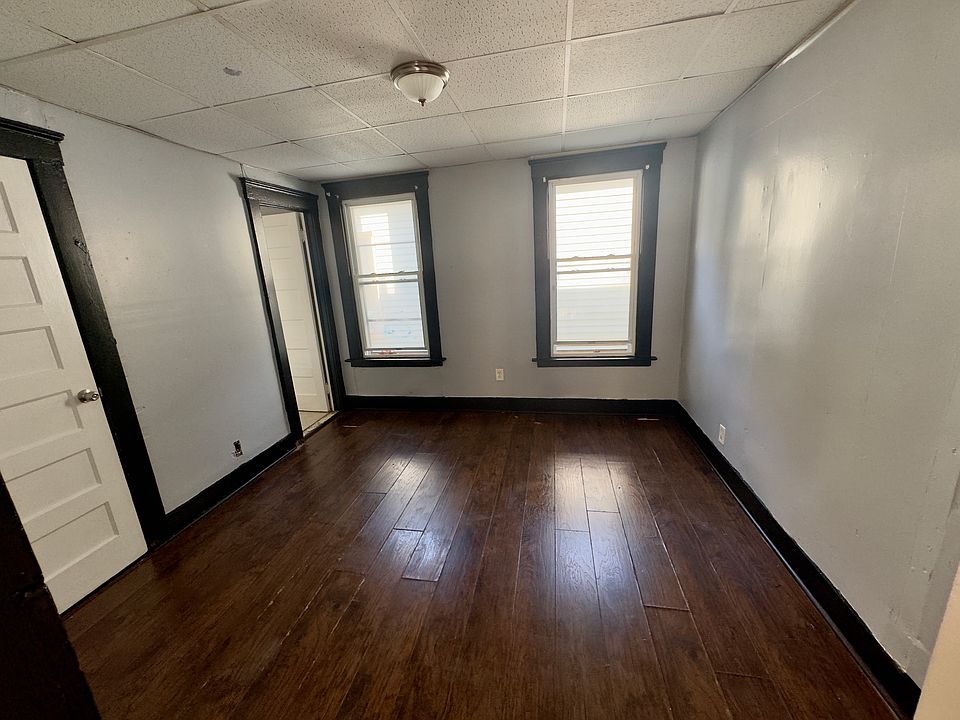 Bedroom #1
