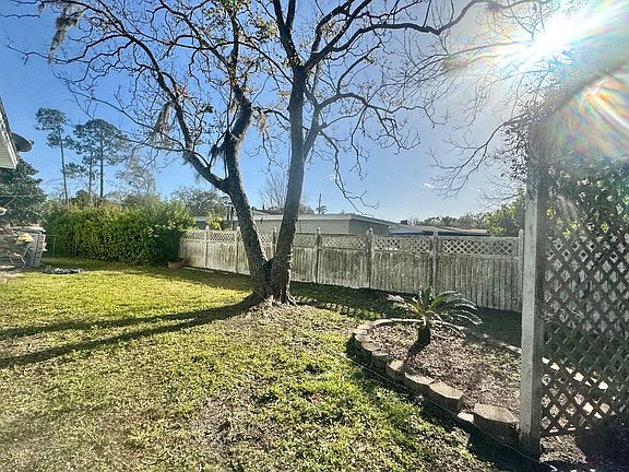 3rd image of 4443 Telka Lynn Dr