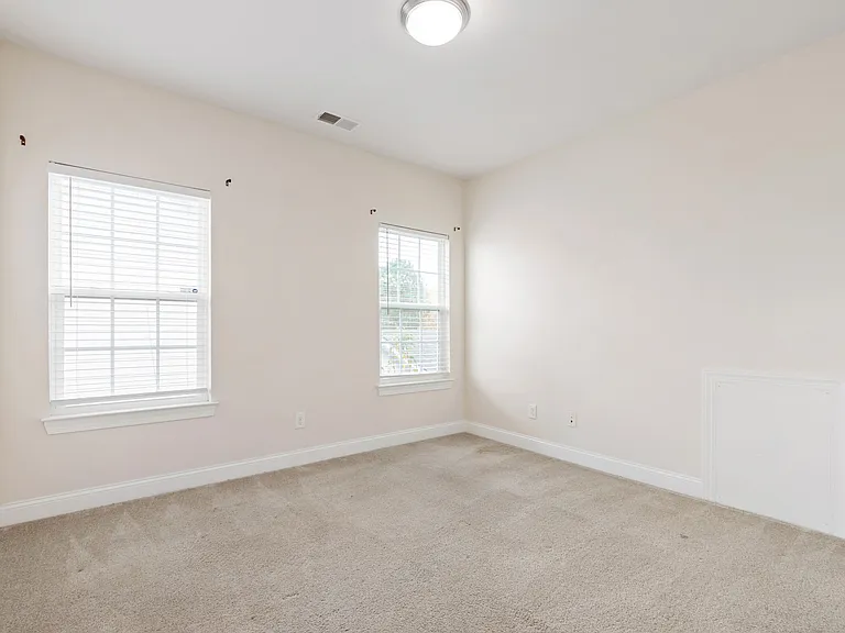2707 Abruzzo Dr — Photo 38
